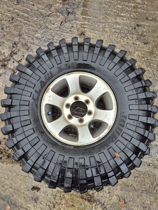 Vand jante cu anvelope 35×12,5×15 Journey Claw