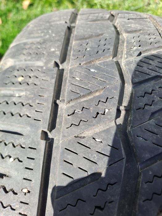 Vand cauciucuri 225 55 R17C