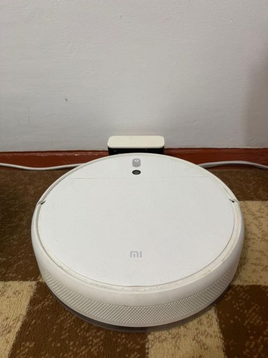 Робот пылесос от ком/ ксиоми