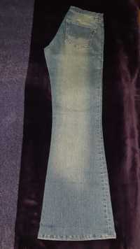 Продам турецкие джинсы фирма vigoss размер 30