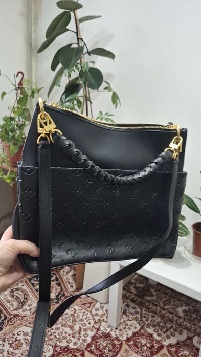 Продаётся женская сумка