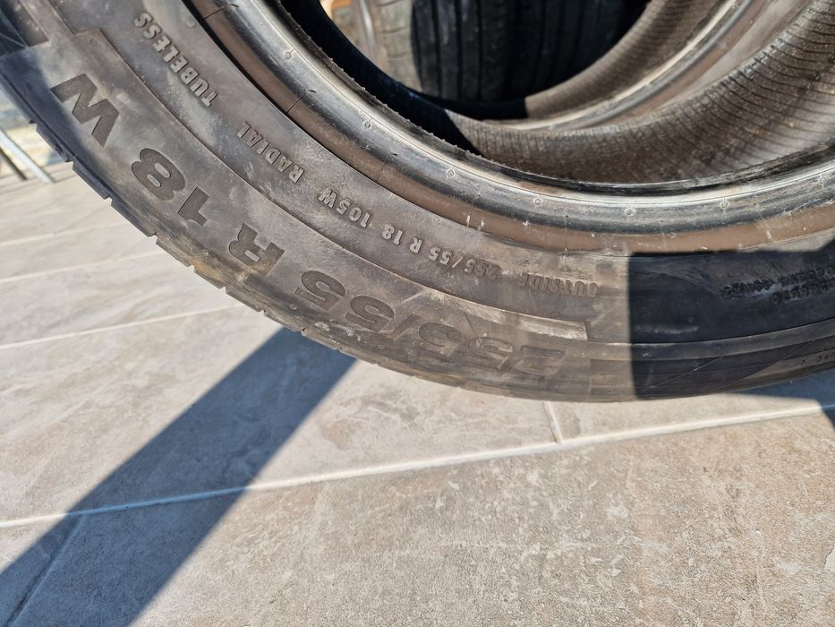 Anvelope 255/55R18 marca Continental, DOT 2020,6.5 mm