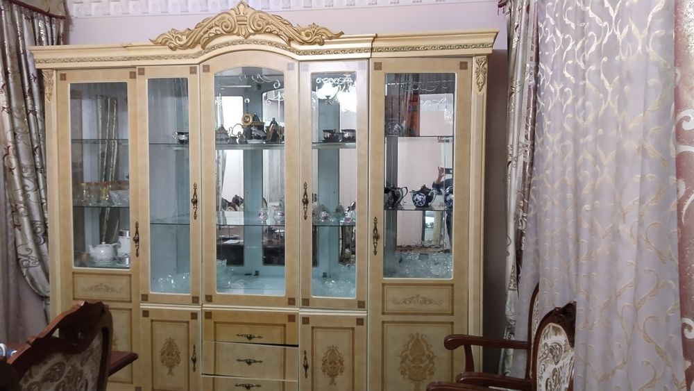Продаётся стенка горка.