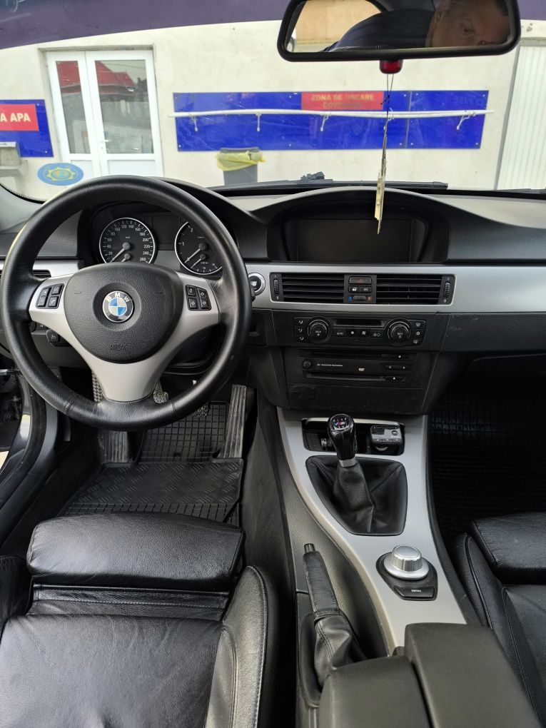 BMW e90 320D 163hp manual