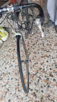 Vand 2 bicicleta  una xcaliber7  pitin folisita si una felt 1000