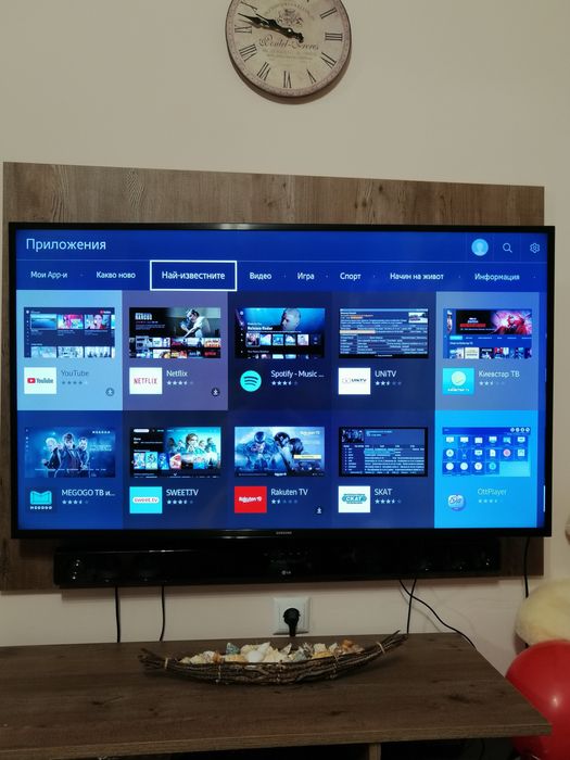 Като нов: SAMSUNG JU6000 48" UHD 4K Flat Smart TV JU6000