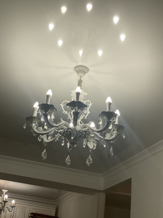 Люстра для зала цвет белый