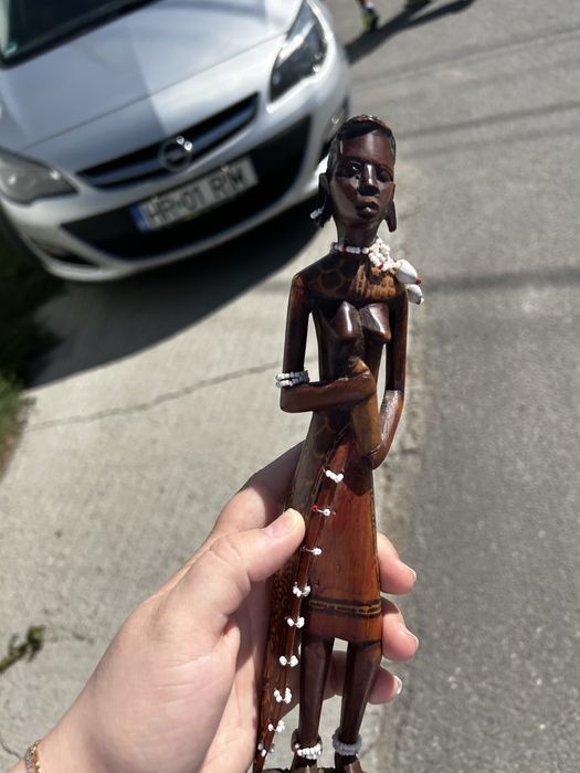 Vand statuie din lemn ,Africa