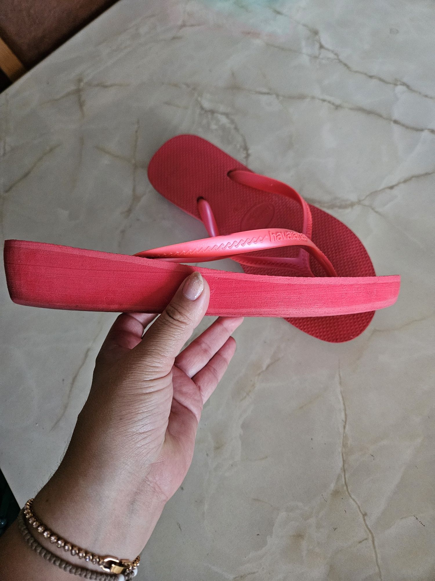 Slapi Havaianas dama
