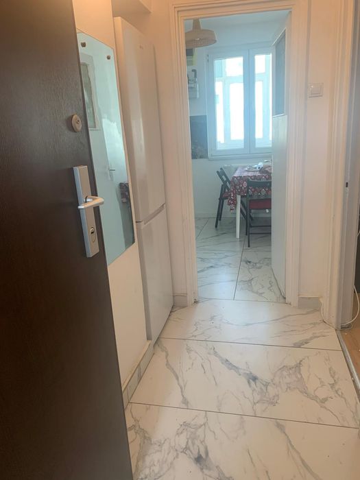 Proprietar închiriez ap cu doua camere