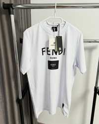 Tricou FENDI calitate 2024