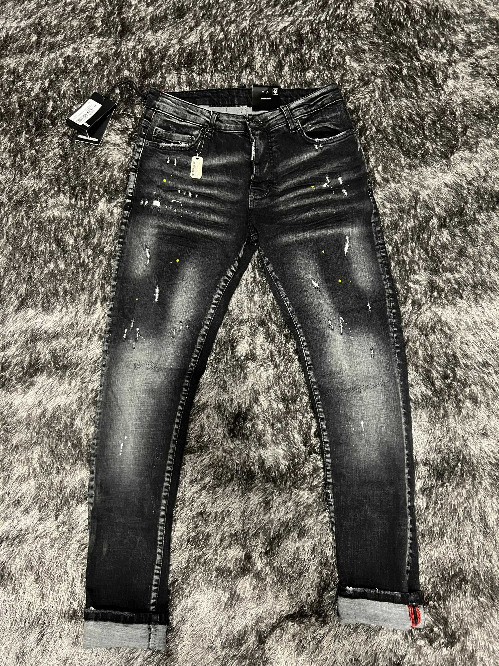 Blugi/Jeans Barbati Dsquared Negru! (Cod Yellou)