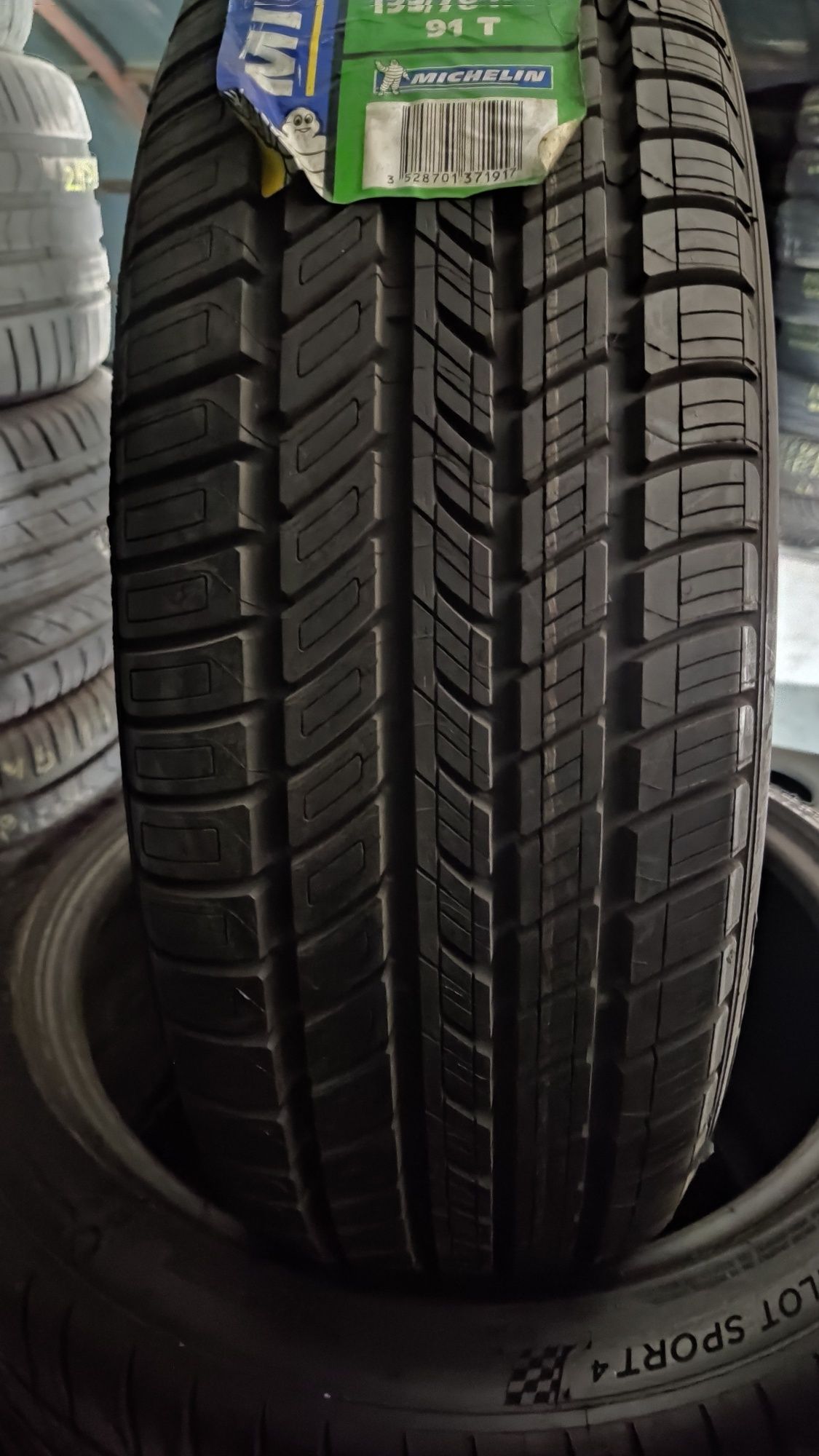 1бр чисто нова гума 195/70/14 Michelin
Energy
Гумата е чисто нова с ет