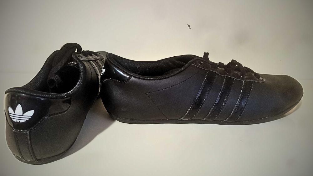 Adidas Дамски маратонки