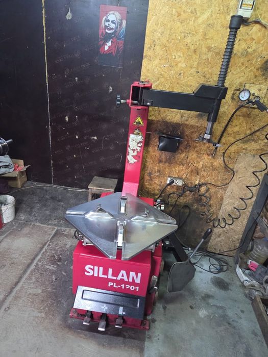 Разбортовочный станок