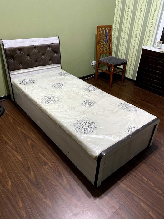 Кровать Односпальная + СТОЛ
