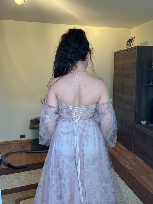 Vand rochita de gravida