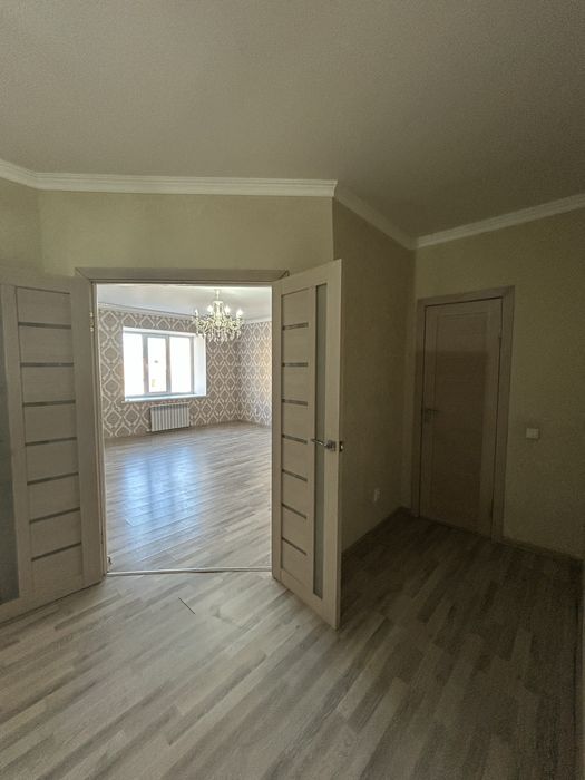 Продам 2 к.кв., 12 мкр.