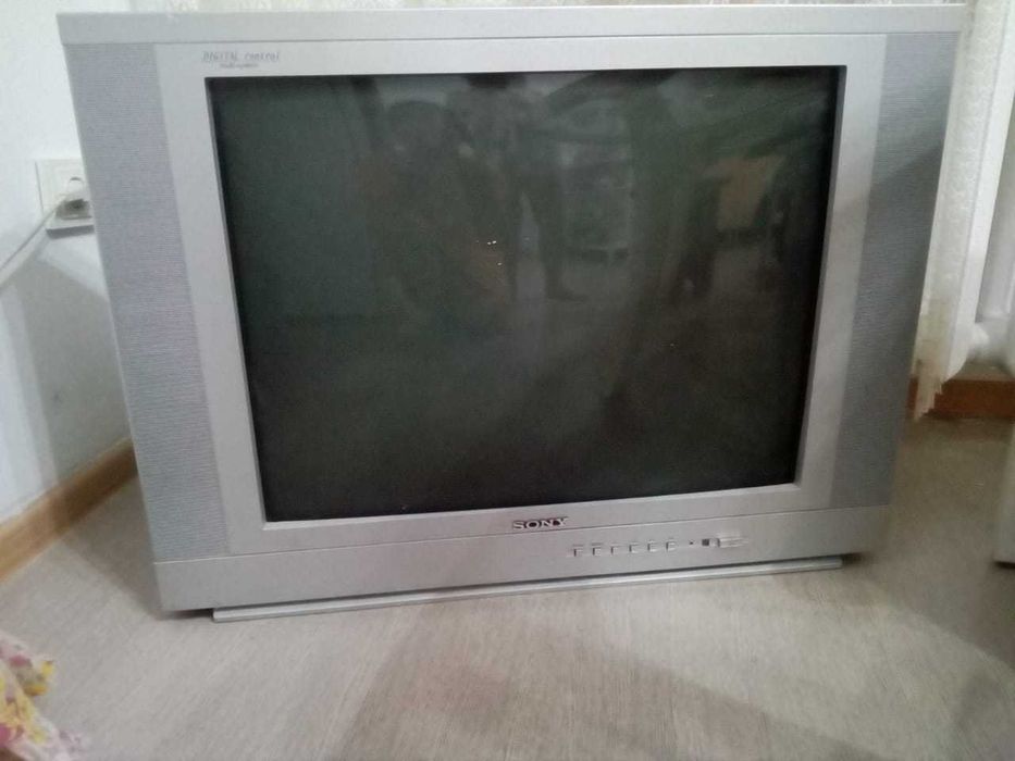 Продам телевизор Sony