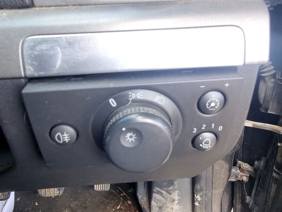 Bloc lumini Opel Signum [Fabr 2003-2008] 1.9 CDTI Z19DT 88KW / 120CP