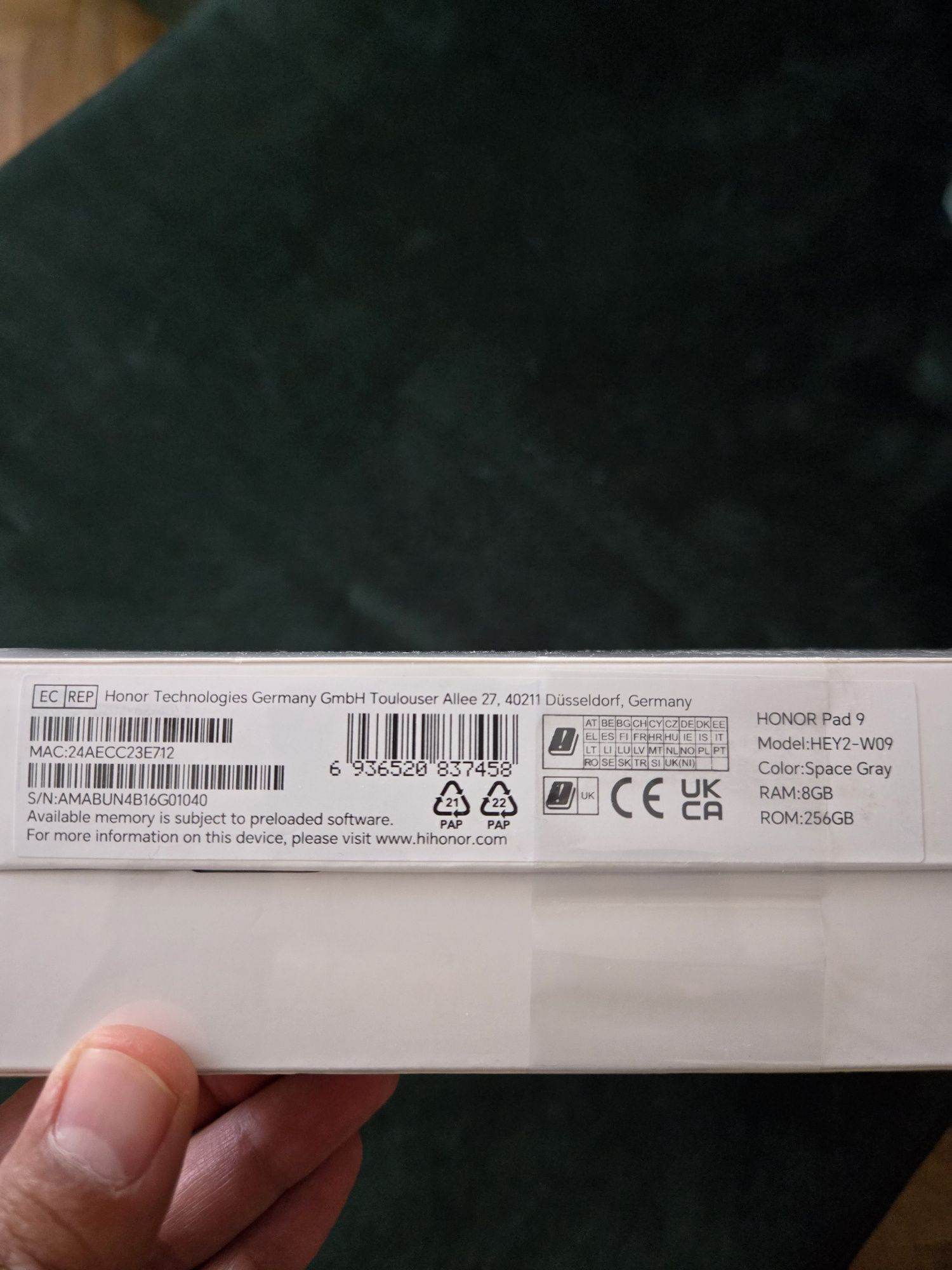 Honor Pad 9 with Smart Bluetooth Keyboard