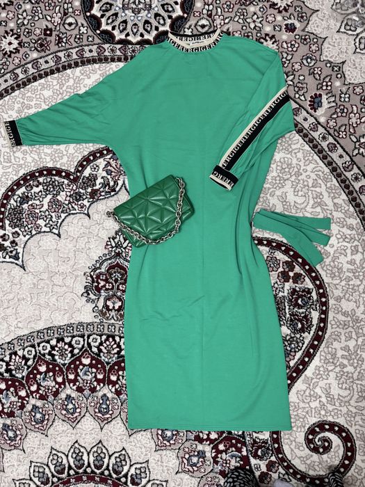 Продаётся платье  Burberry