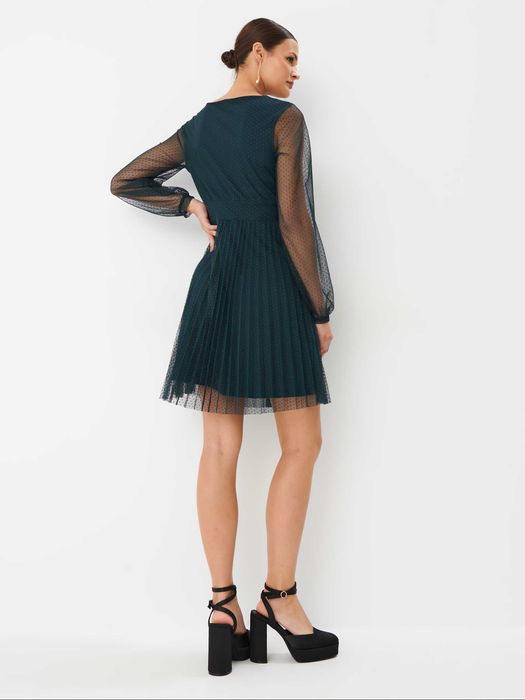 Чисто нова елегантна рокля за специални моменти. Размер S