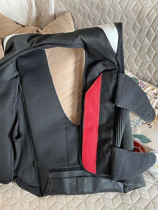 Helite GP Air Inflatable Vest / Кожена жилетка въздушна възглавница
