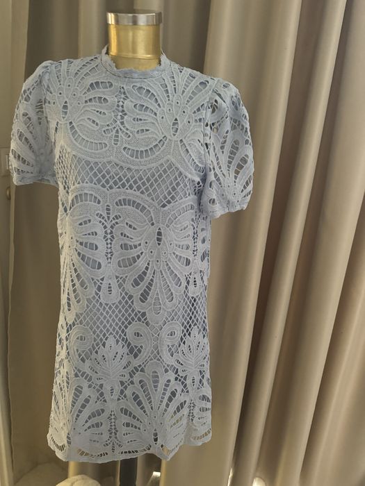 Елегантна и нежна дамска рокля дантела М/Л