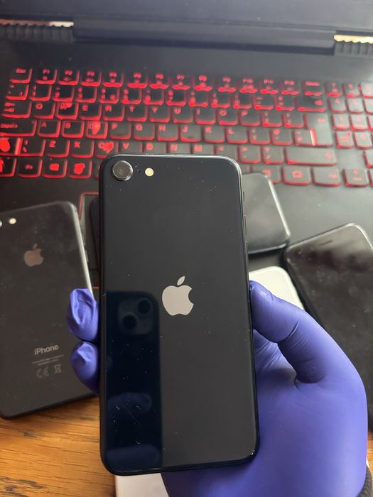 Iphone SE3 2022.