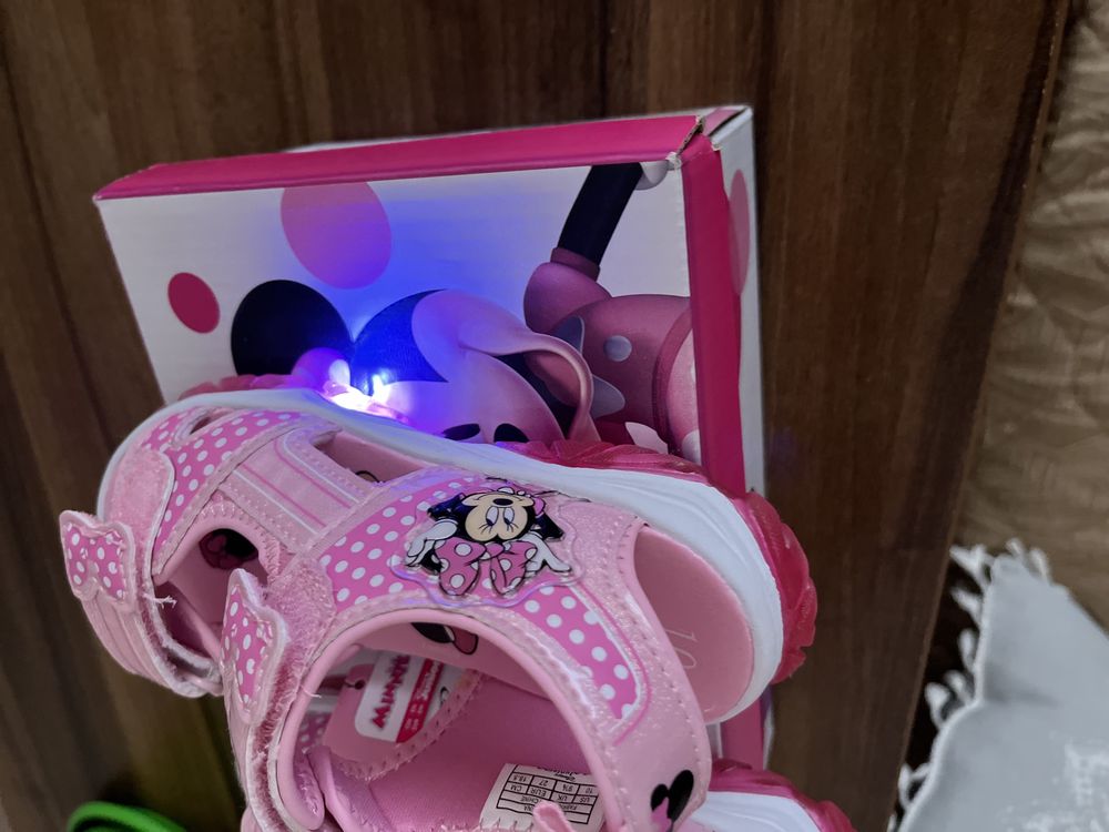 Детски светещи сандали Minnie Mouse