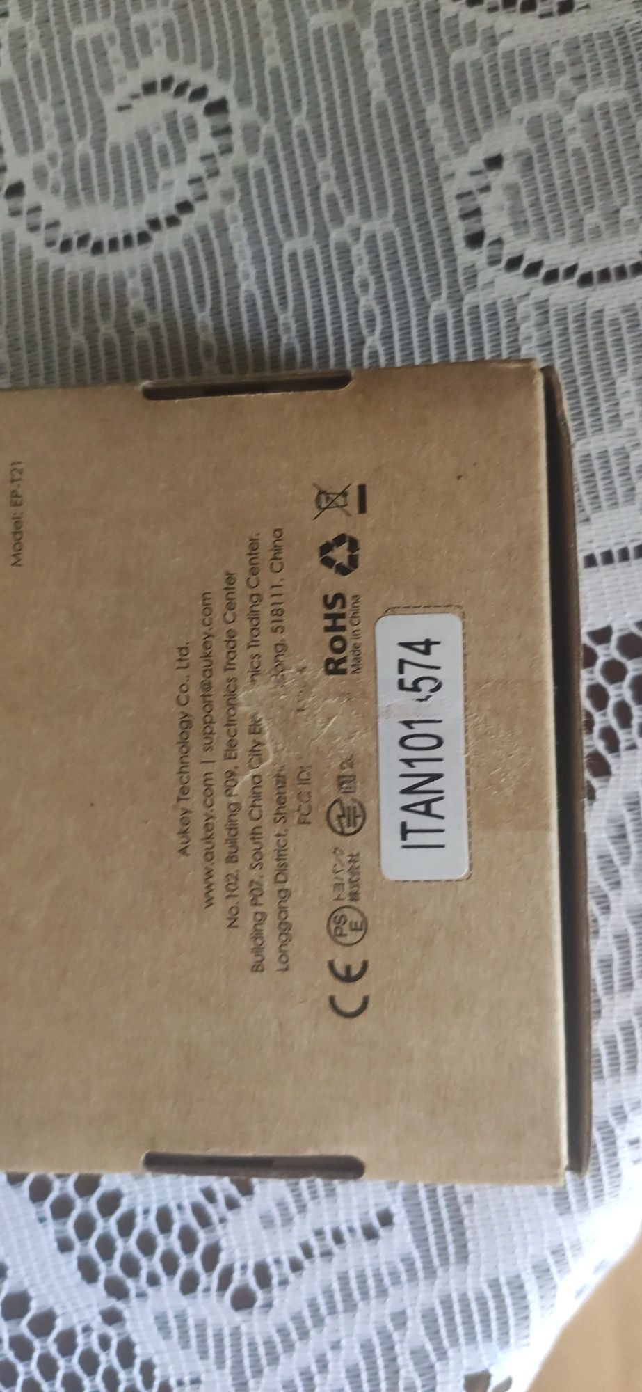 Продавам безжични слушалки