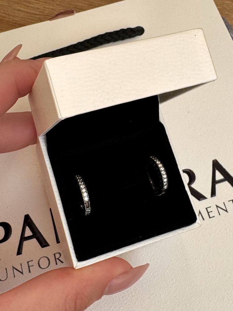 Пандора обеци Pandora