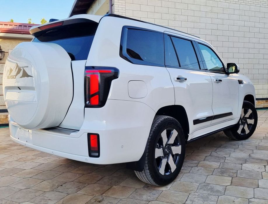 BEIJING BJ60 внедорожник