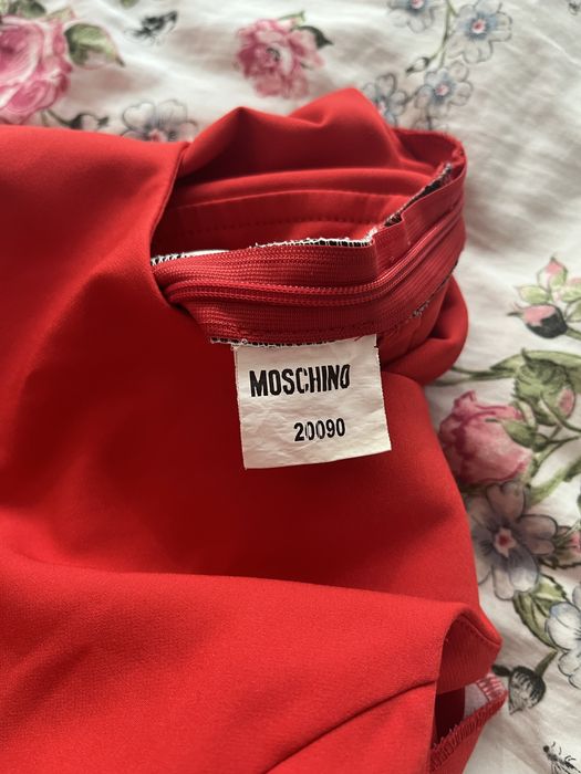 Рокля MOSHINO с мики маус!