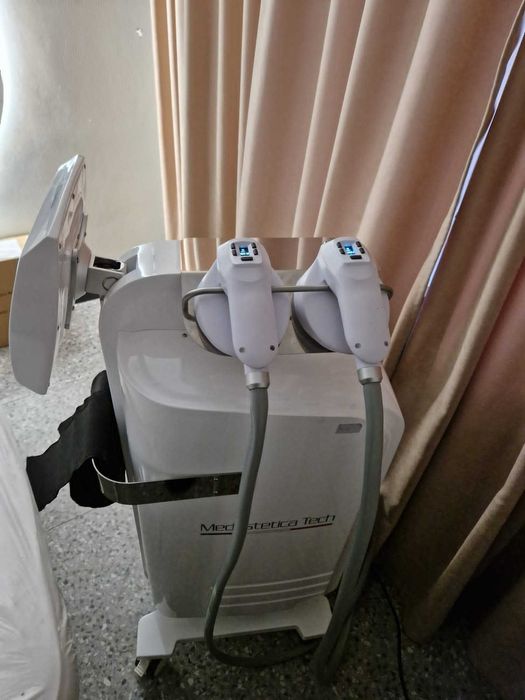 Vand echipament infrumusetare tonifiere , topirea grasimii, magnetic