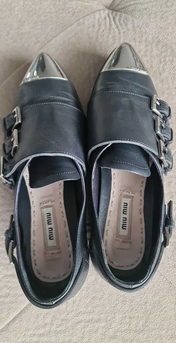 Miu Miu Pantofi de damă din piele, mărimea 38, nu sunt replică.