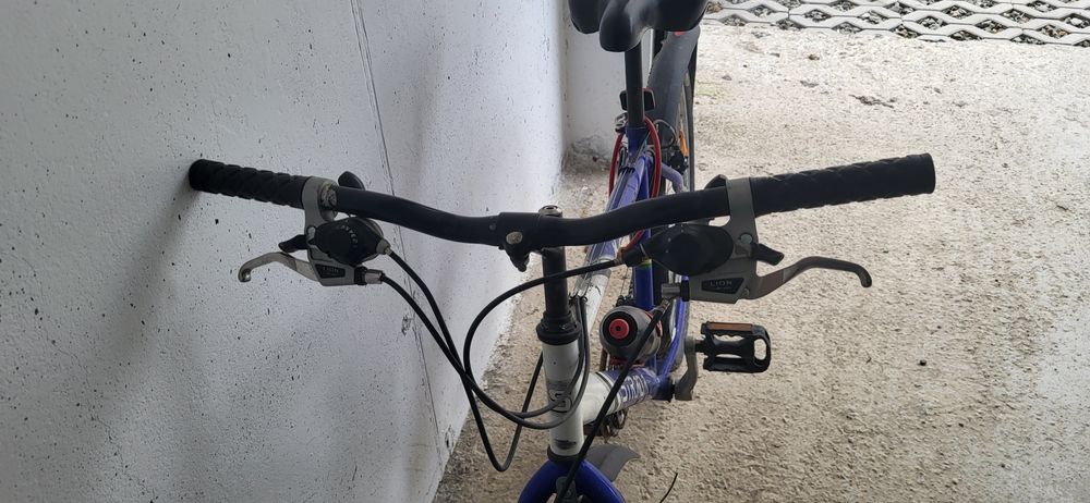 Vând bicicletă STRADA