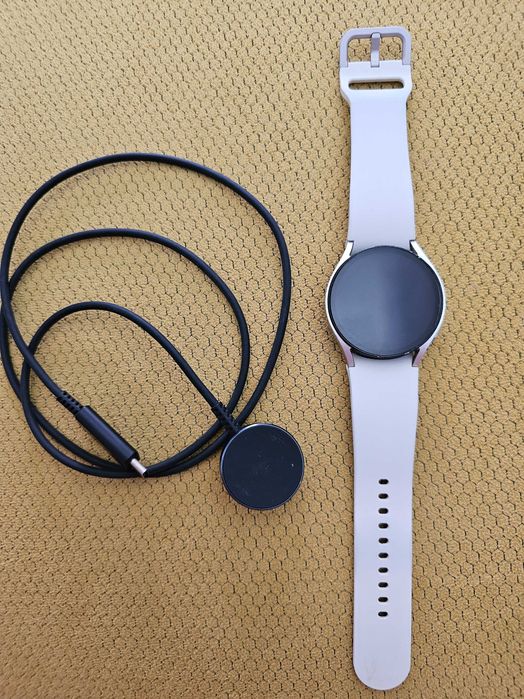 Smartwatch SAMSUNG Galaxy Watch7, 40mm, LTE, Wi-Fi, Android, Beige