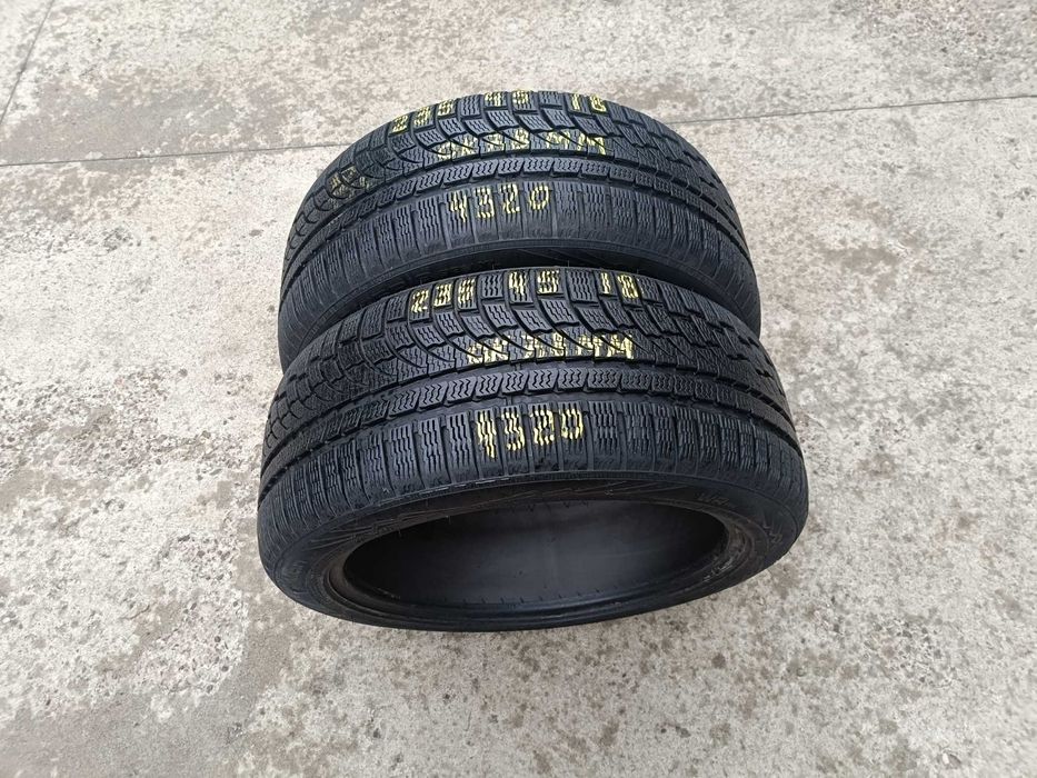 Doua anvelope de iarna 235 45 18 nokian WRa4 profil 8 mm 2020