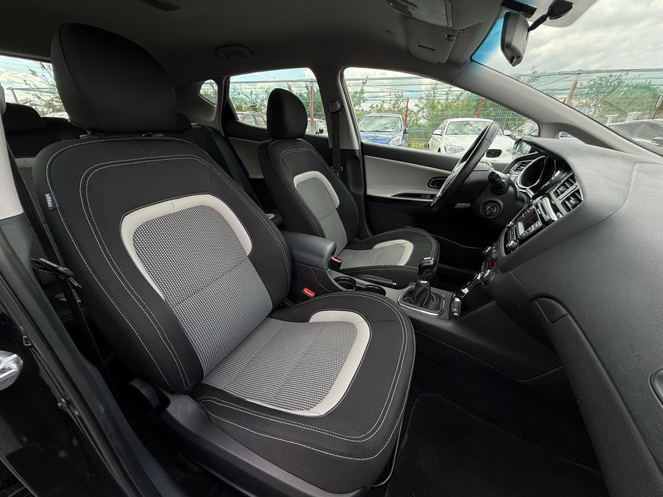 Kia Ceed Hatchback 1.6 CRDi 110cp 6+1 trepte Euro5, RAR Efectuat!