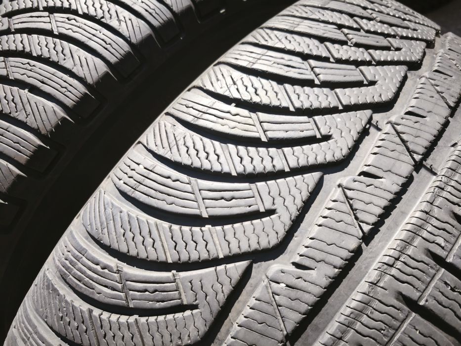 275/40/19" 245/45/19" 4бр Michelin pilot alpin 4,dot18г, 6мм