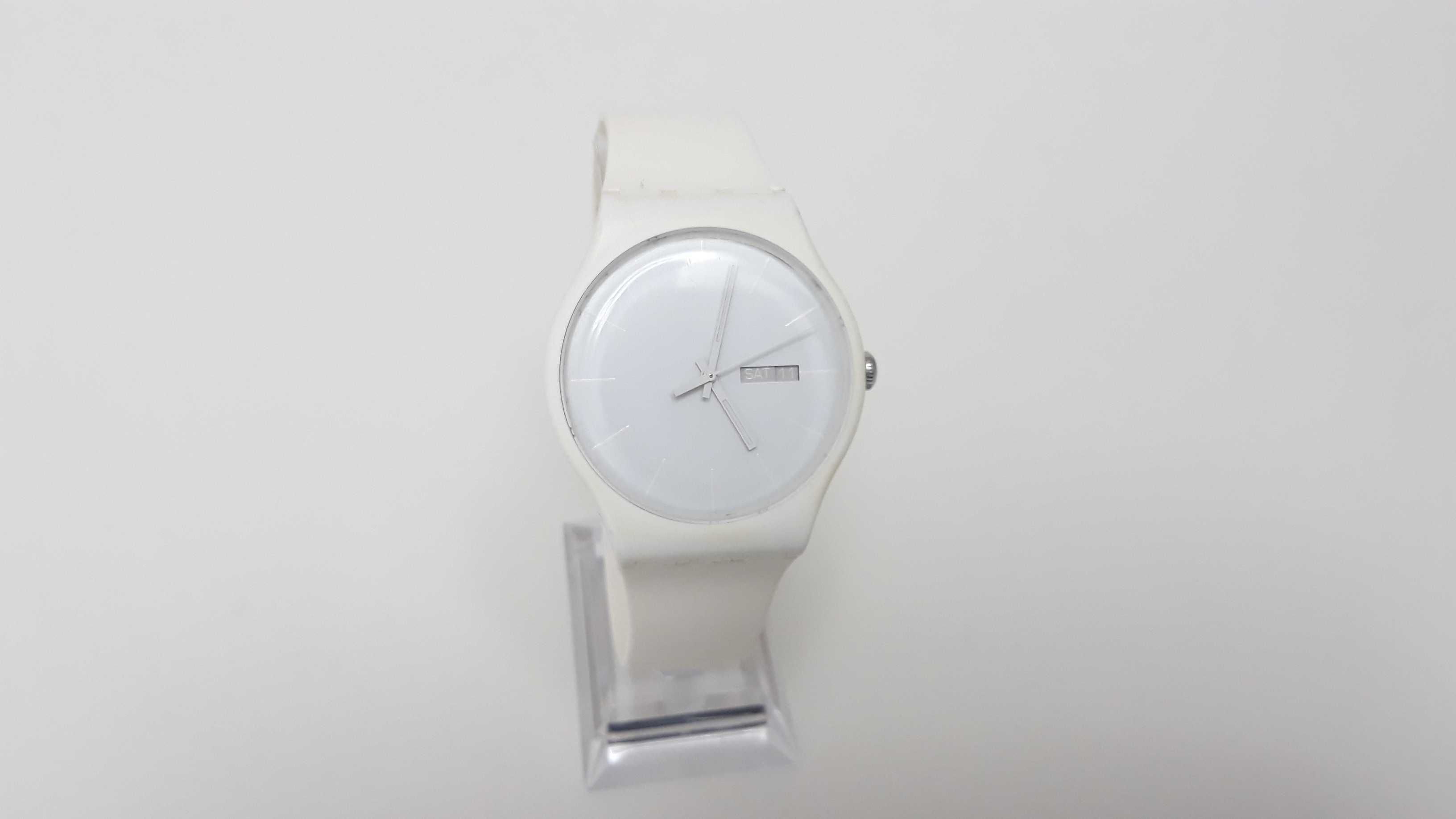 Ceas Elvetian Swatch White Rebel SUOW701