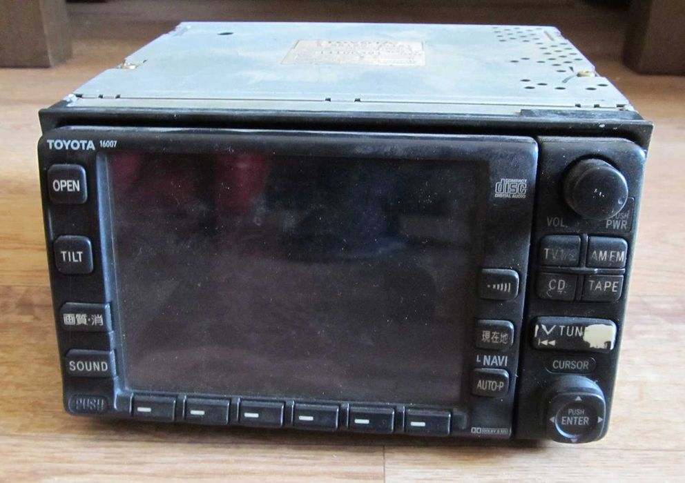 Продается магнитола для Toyota hilux surf, оригинал, б/у.