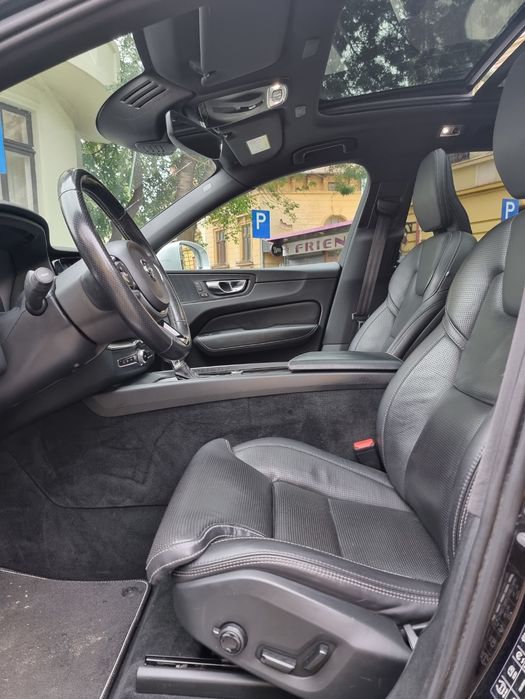 .PRET FIX. Fără schimburi. VOLVO XC 60 D 5 R