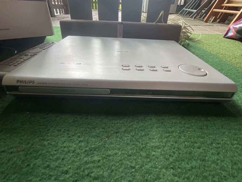 Vand boxe Philips Home Theatre, stare buna