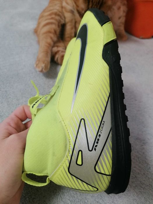 Ghete sintetic nr. 35 Nike Air Zoom