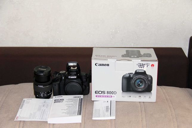 Профессиональный фотоаппарат Canon 800D 18-55mm STM. Новый