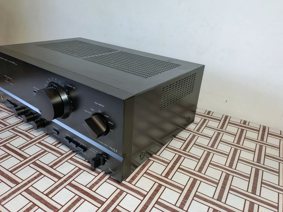 statie amplificator technics su v570