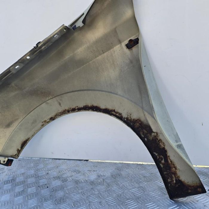 Aripa fata dreapta Z40H auriu Opel Astra H